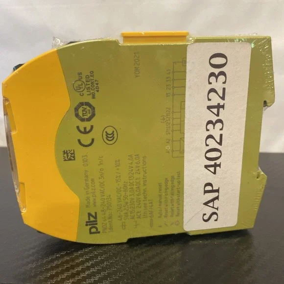 New In Box PILZ PNOZ 750134 s4 3 n/o 1 n/c Safety Relay 48-240VACDC